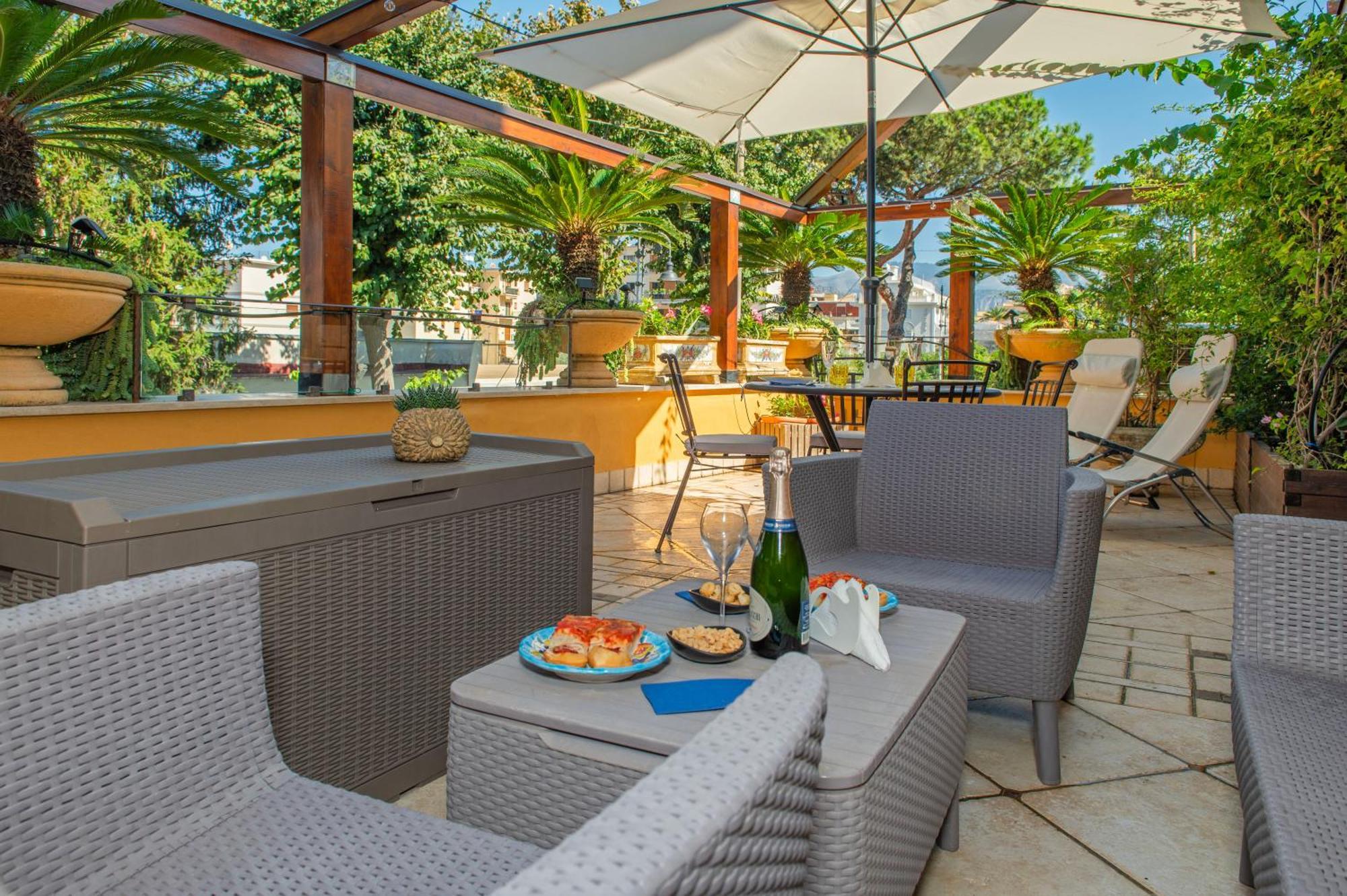 Relais Sorrento Terrace And Relax Bed & Breakfast Exterior foto